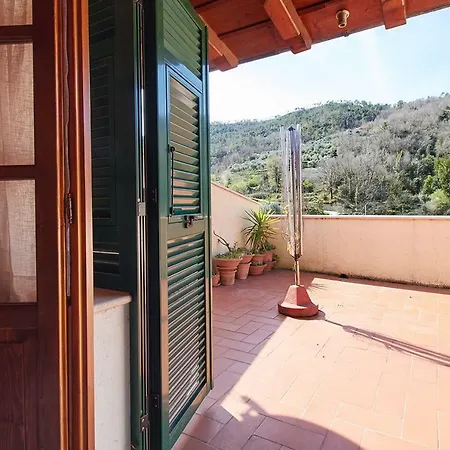 Oliver House * Calice Ligure